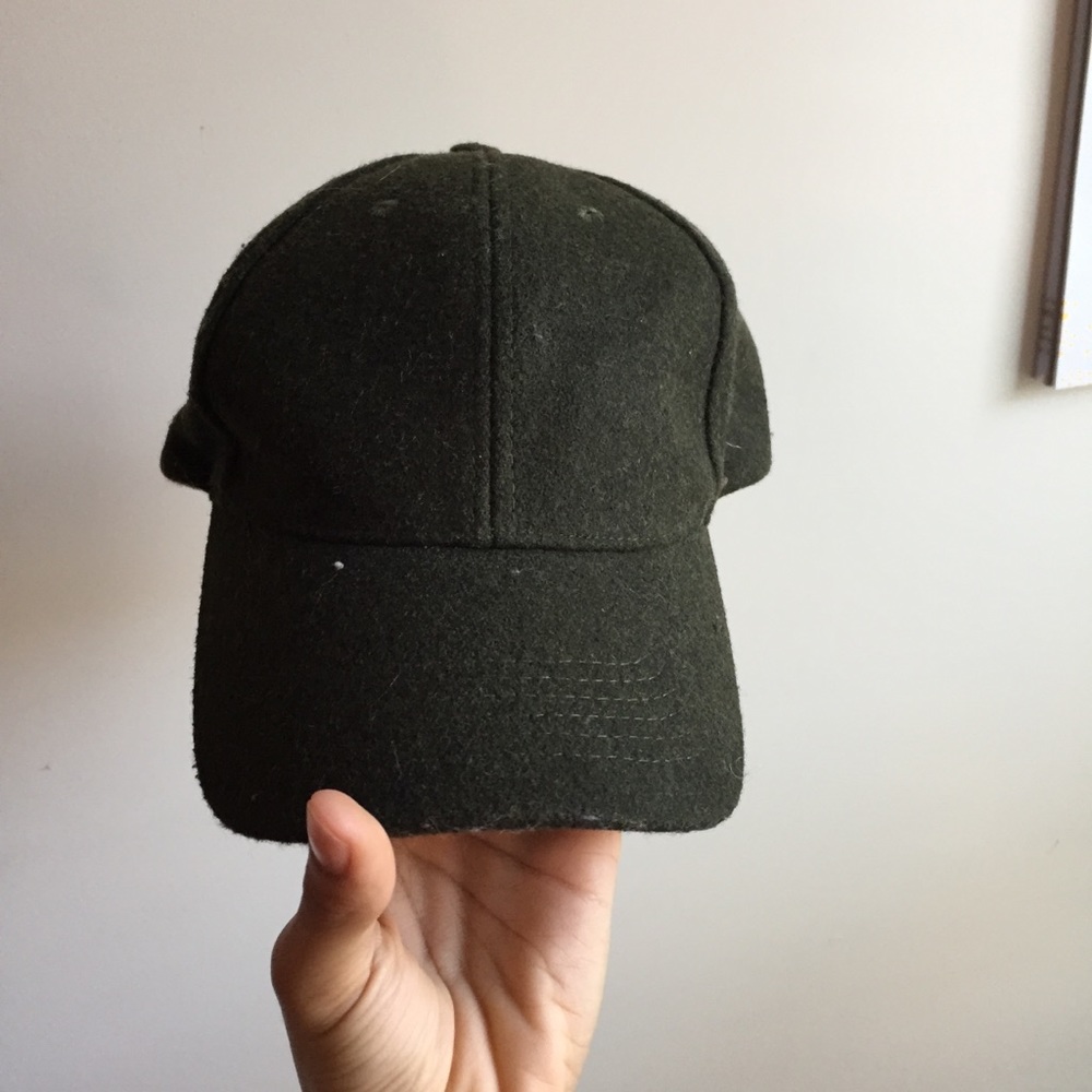 🧢 FREE F21 Cap when you bundle with 3+ items
